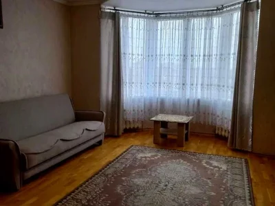 Квартира. Київ, Осіння вулиця