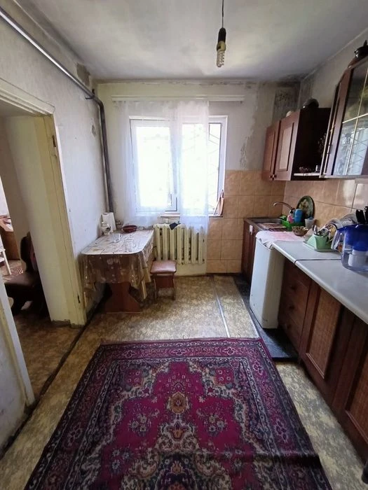 HOUSE for sale on Shtilevaya street. Near Metro shopping center