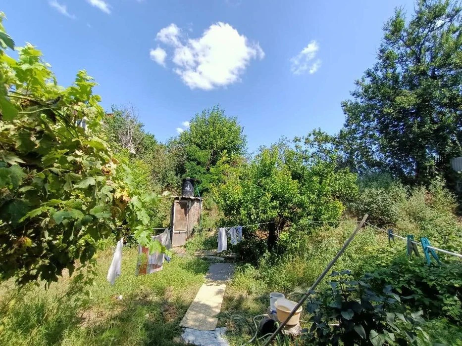 HOUSE for sale on Shtilevaya street. Near Metro shopping center