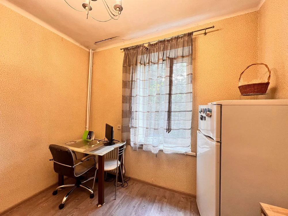 2-bedroom apartment for sale with renovation and furniture