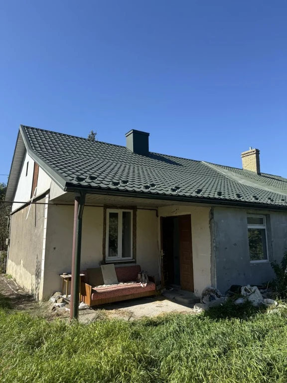 Продам Садгора 1/2 будинку з окремим двором