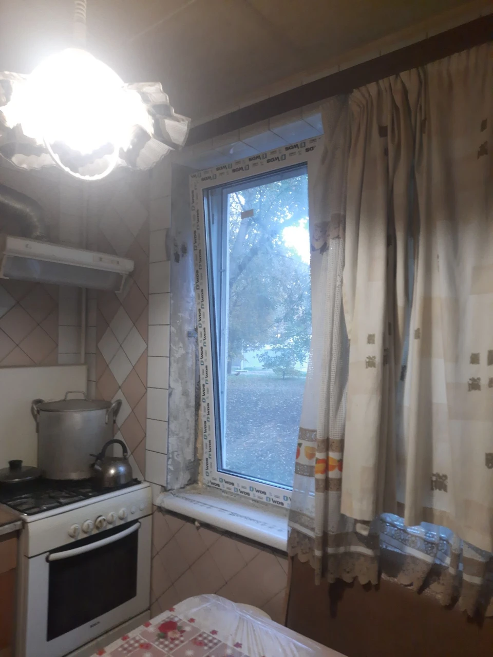 продам  2х комнатную квартиру м.Спортивная 1/9