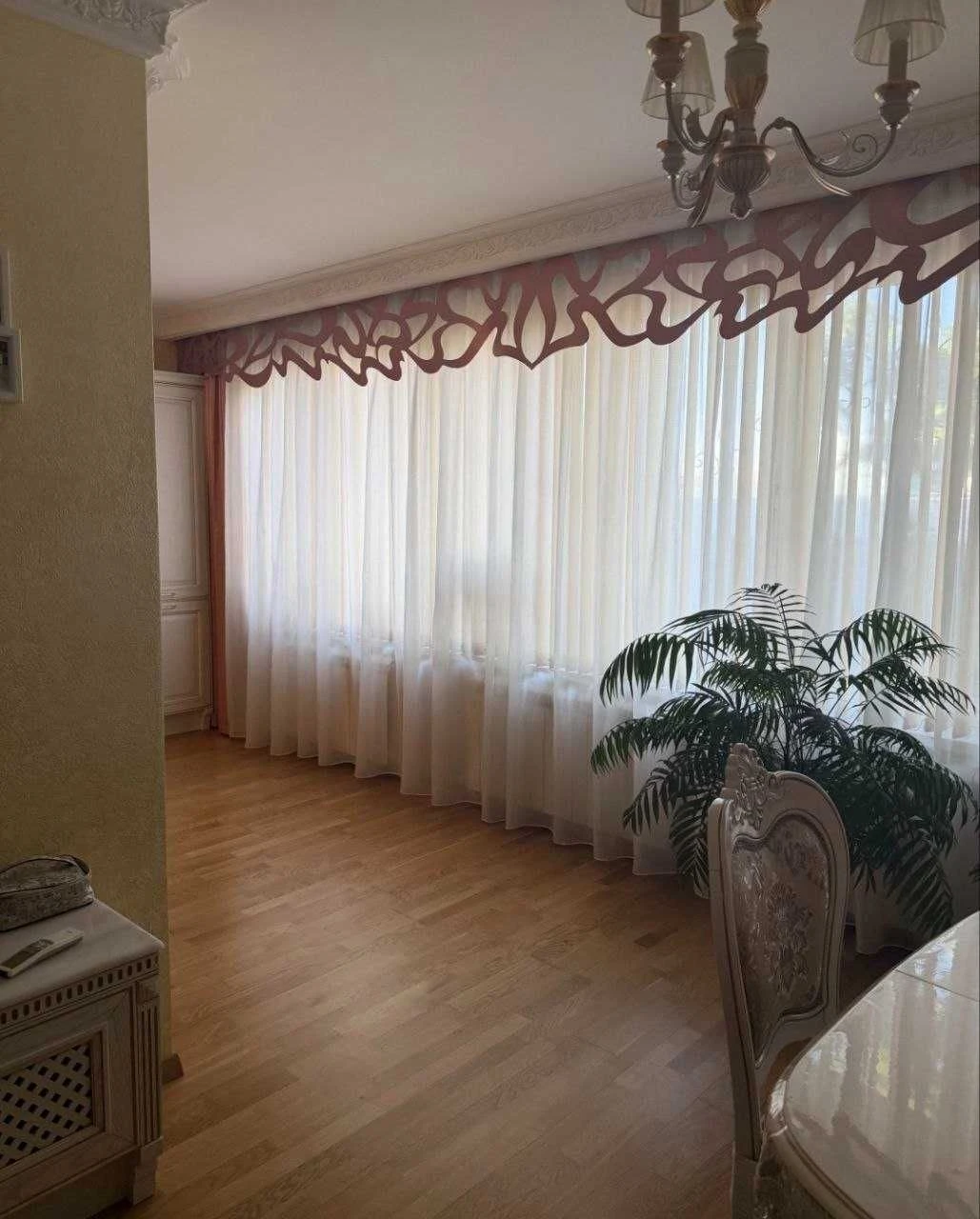 Продается 2-комнатная квартира на улице Владислава Бувалкина (ул. Генерала)