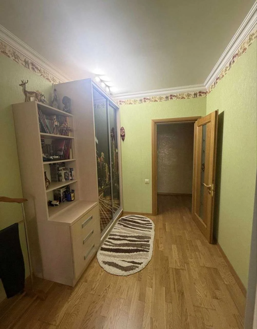 Продается 2-комнатная квартира на улице Владислава Бувалкина (ул. Генерала)