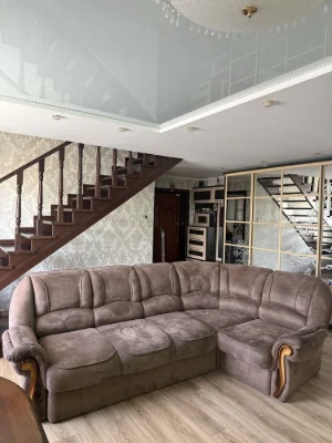 For Sale: Spacious 3-bedroom, two-level apartment 120 m² with parking space |