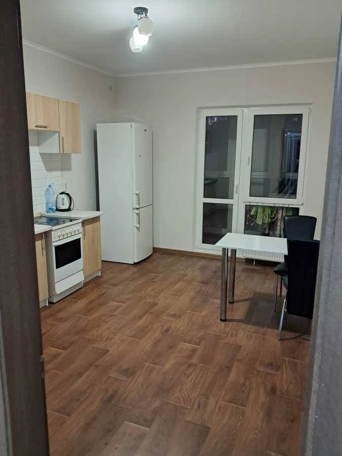For Long-Term Rent: 1-Bedroom Apartment, Kyiv, Revytsky Street, Дарницкий District