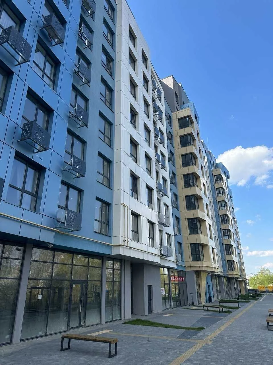 ПРОДАЖ - БЕЗ КОМИСИО двухкомнатной квартиры в г.Львов ул.Стрий