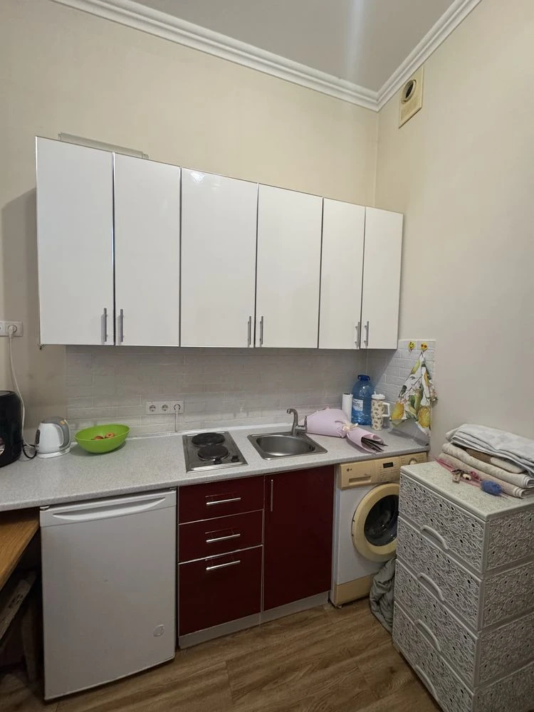 Продажа 1-комнатной квартиры-студии с гаражом! ул. Ольжича