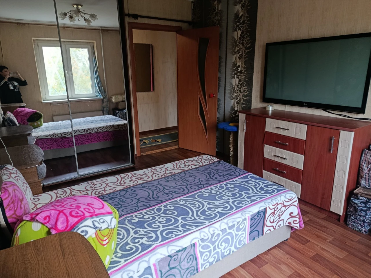 Отличная 2к квартира 4/9этаж.Мебель и техника. Чаривная.