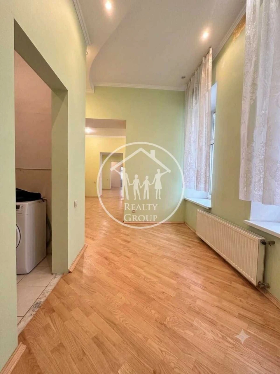 3-bedroom apartment, 110 sq m in the heart of Lviv