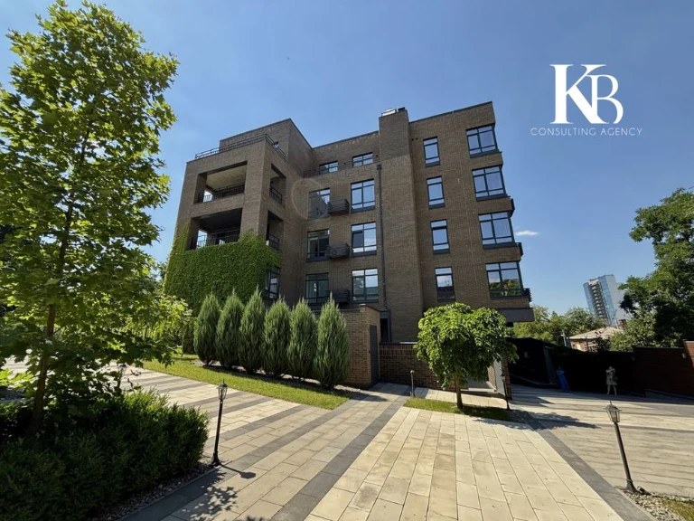 For Sale 2-Bedroom Apartment in the Club House Residential Complex