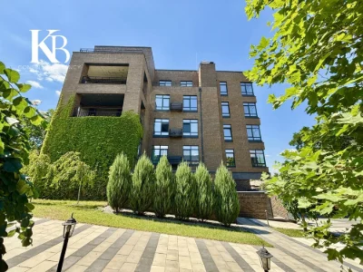 For Sale 2-Bedroom Apartment in the Club House Residential Complex