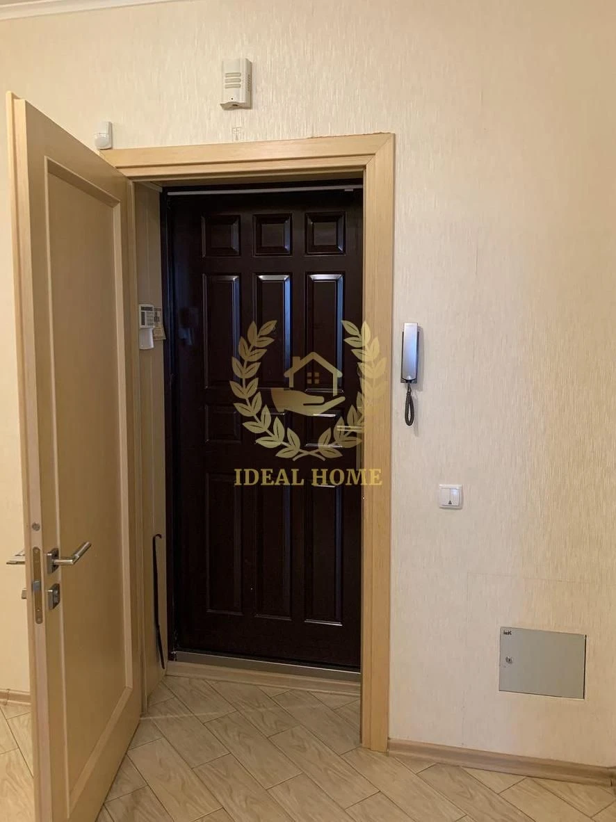 Продаж 2-кімнальної квартири (64 м²) на вулиці Бориспільській
