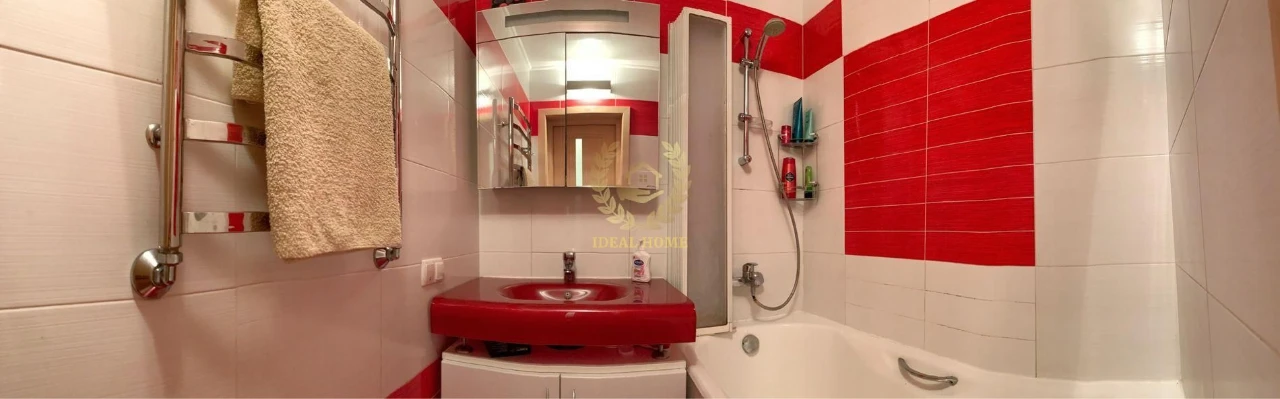 Продаж 2-кімнальної квартири (64 м²) на вулиці Бориспільській