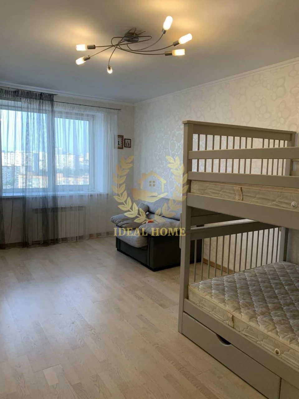 Продаж 2-кімнальної квартири (64 м²) на вулиці Бориспільській