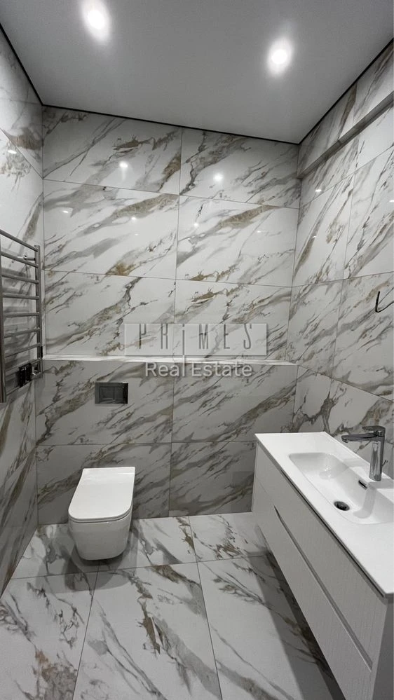 Sale of a 2-bedroom apartment in the Manhattan City, Berezaysky district