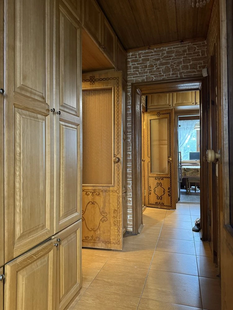 For Sale 3 room apartment on Kalinova Street