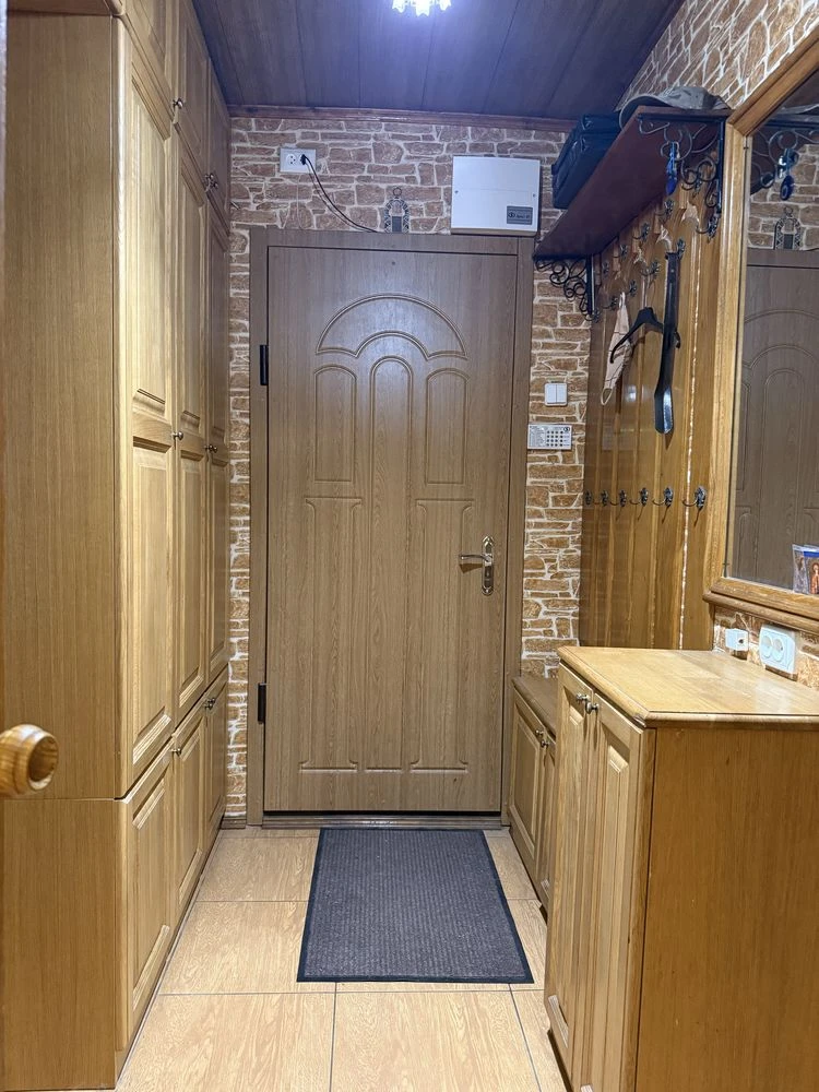 For Sale 3 room apartment on Kalinova Street
