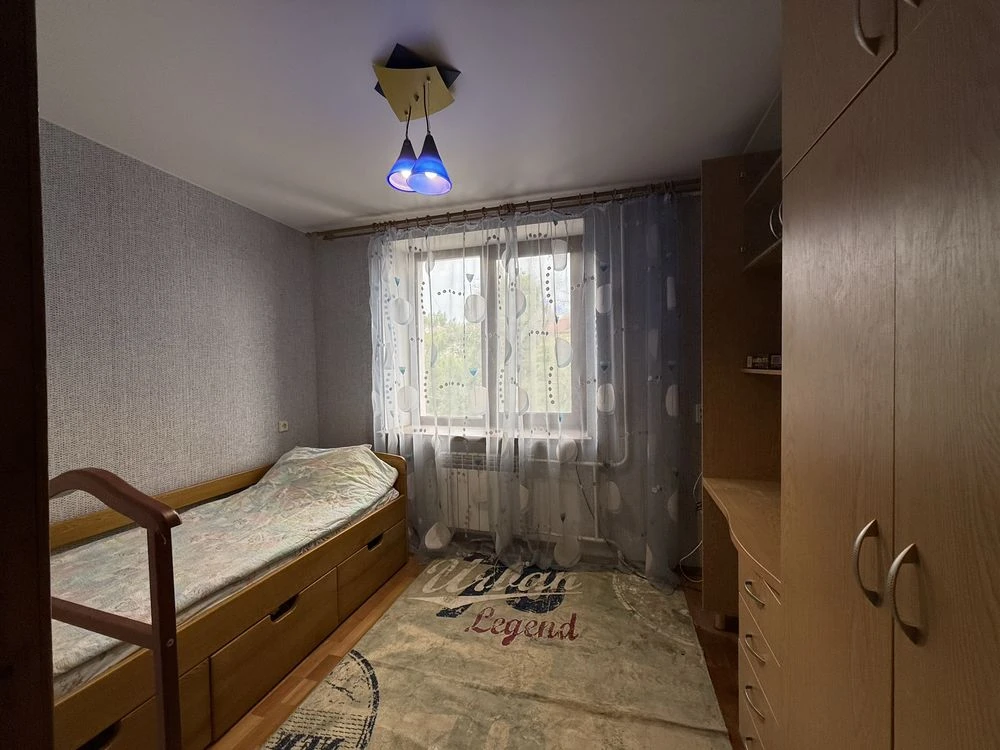 For Sale 3 room apartment on Kalinova Street