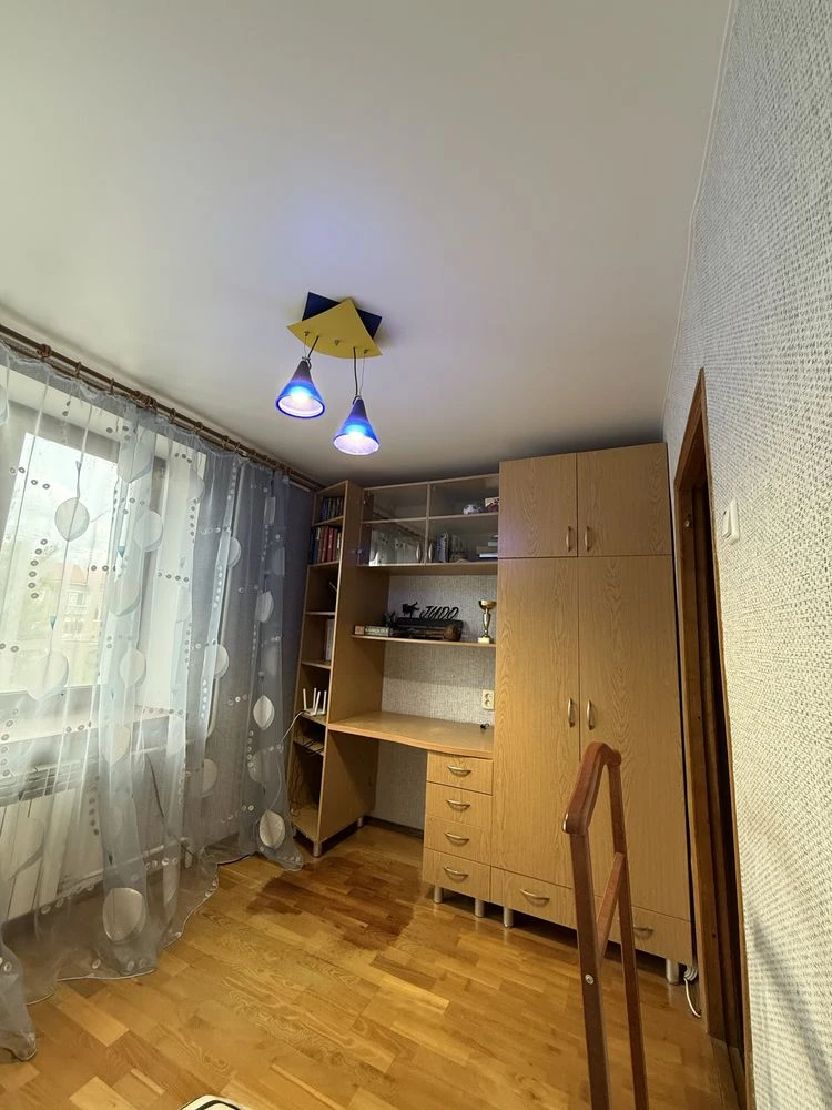For Sale 3 room apartment on Kalinova Street