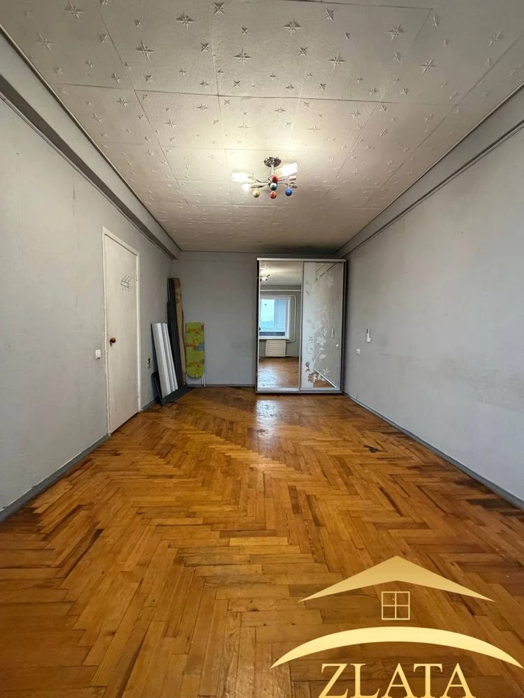 Продажа 1-комнатной квартиры в центре на Набережной