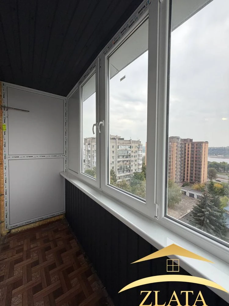 Продажа 1-комнатной квартиры в центре на Набережной