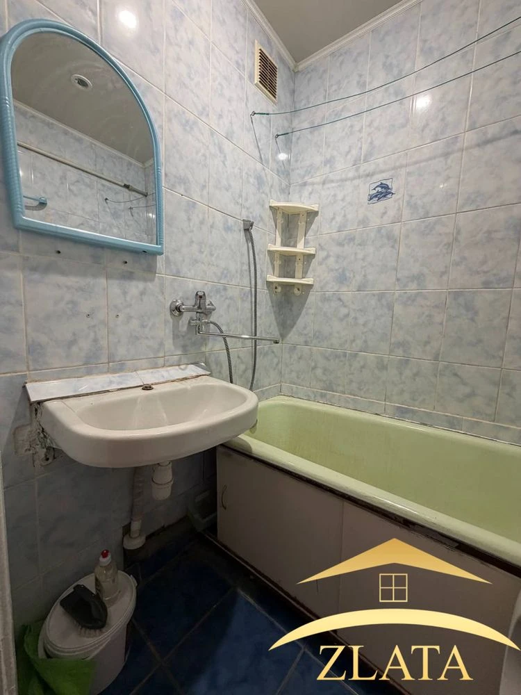 Продажа 1-комнатной квартиры в центре на Набережной