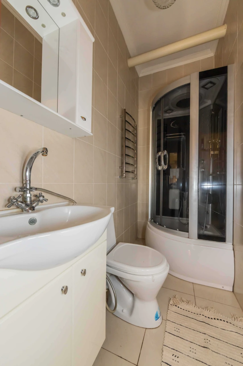 Sale of a house 223 sq m, Kyiv, ST Chornobylets, 7.5 acres, in a good location