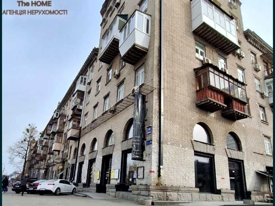 Apartment. Kyiv, Berezaysky Prospect.