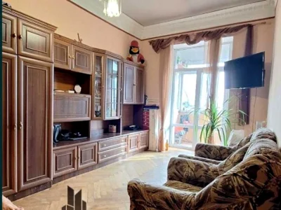 Apartment. Kyiv, Berezaysky Prospect.