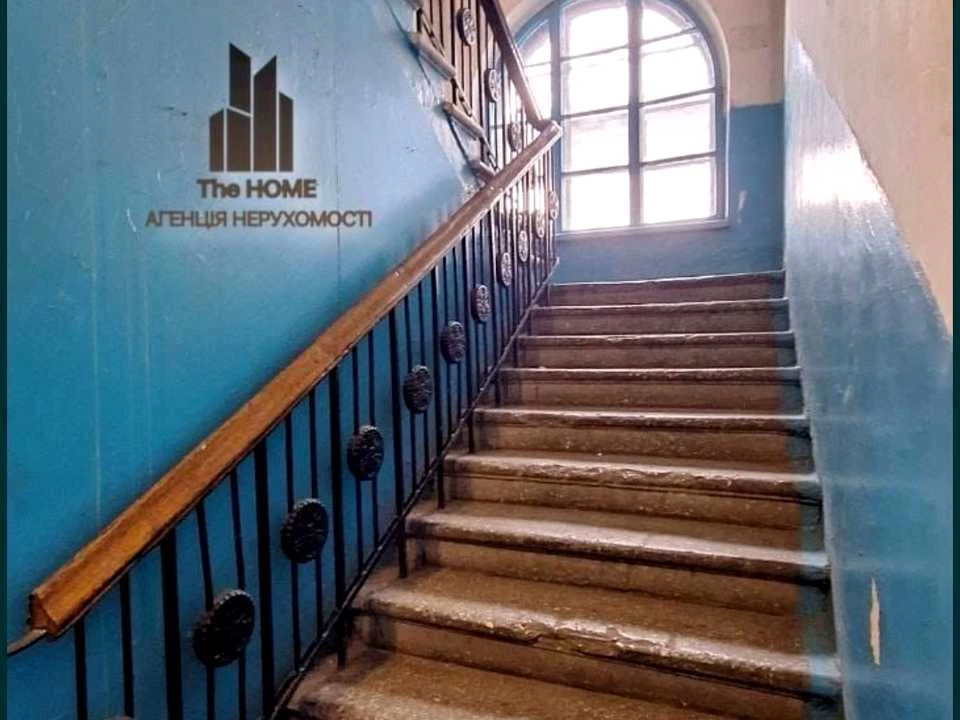 Apartment. Kyiv, Berezaysky Prospect.