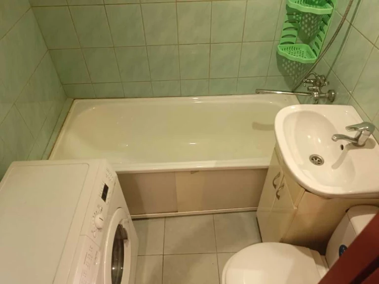 For Sale: Full 1-bedroom apartment on Zalesnicha Street
