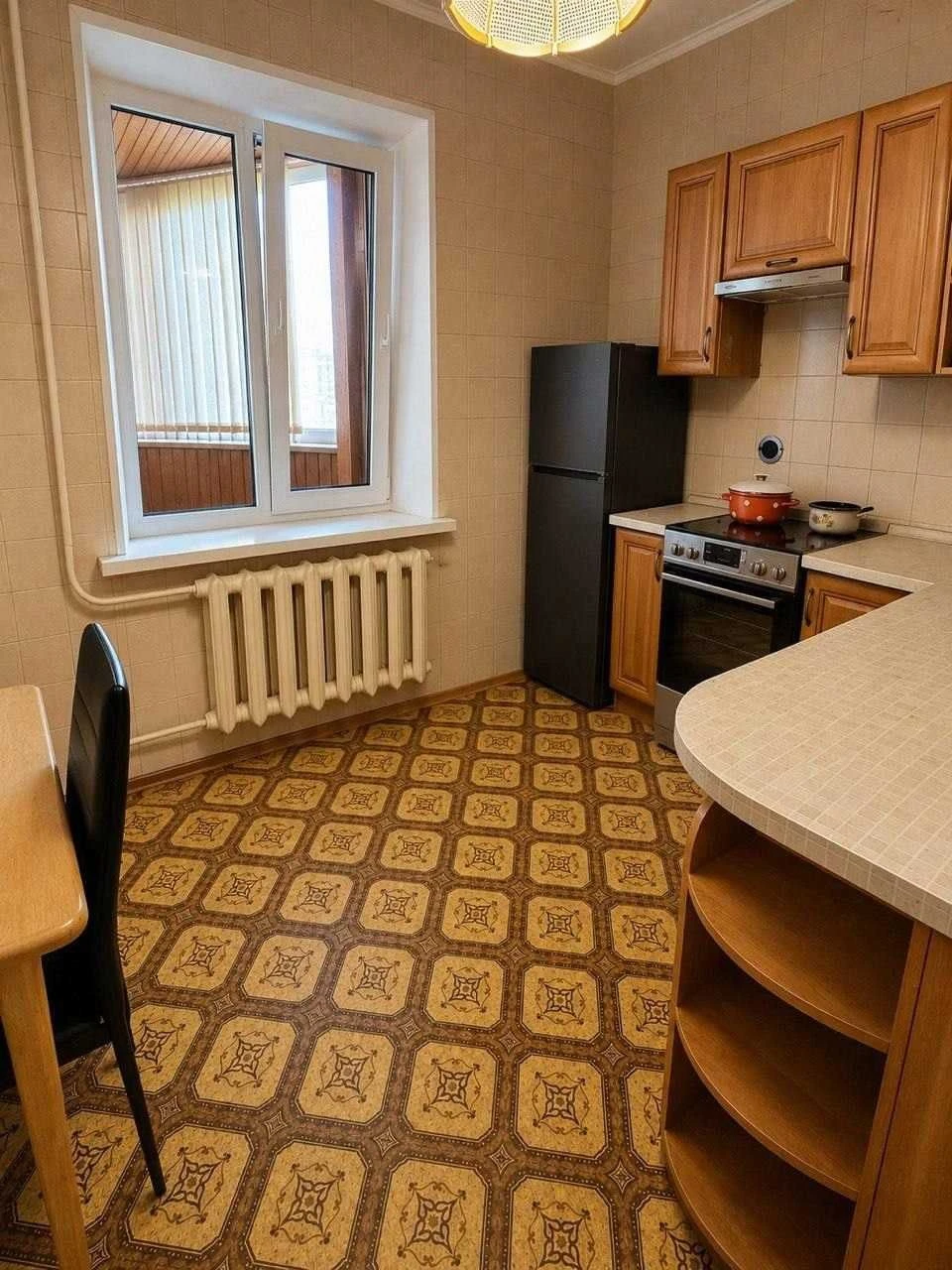 For Sale: Beautiful 3-bedroom apartment near Zhytomyr metro station