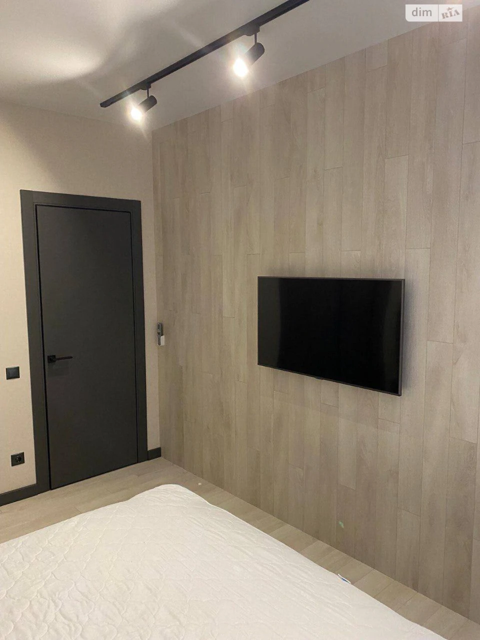 Long-Term Rental Apartment, Теремки-1