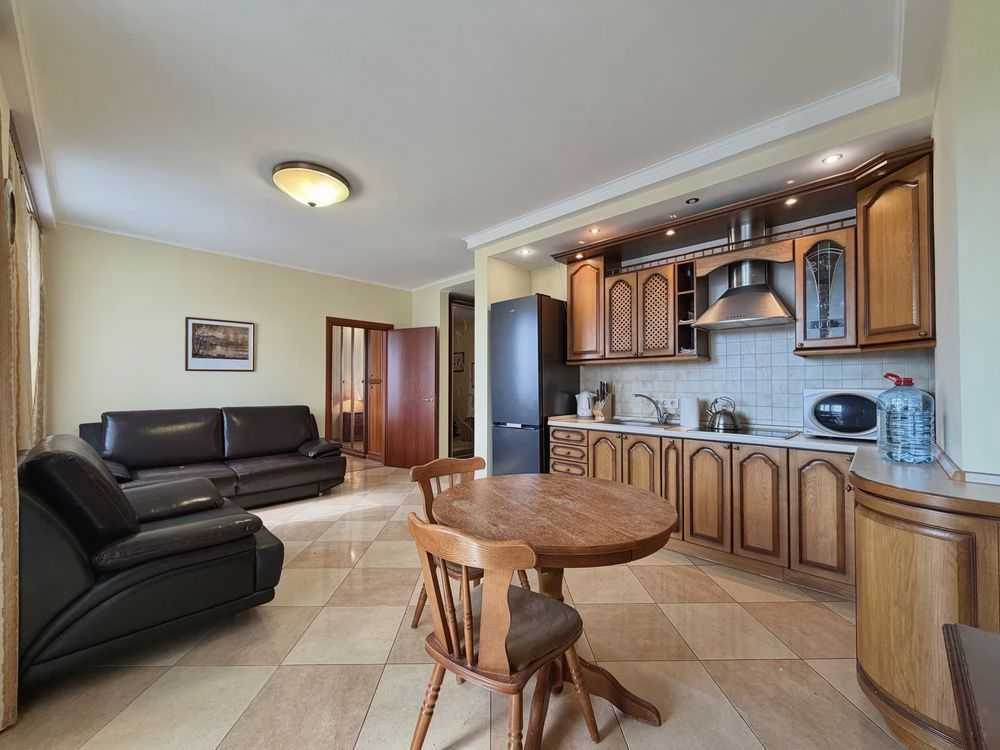 Продаж 1-кімнатного квартири 55,5 м², вулиця Юрія Шумського, 1