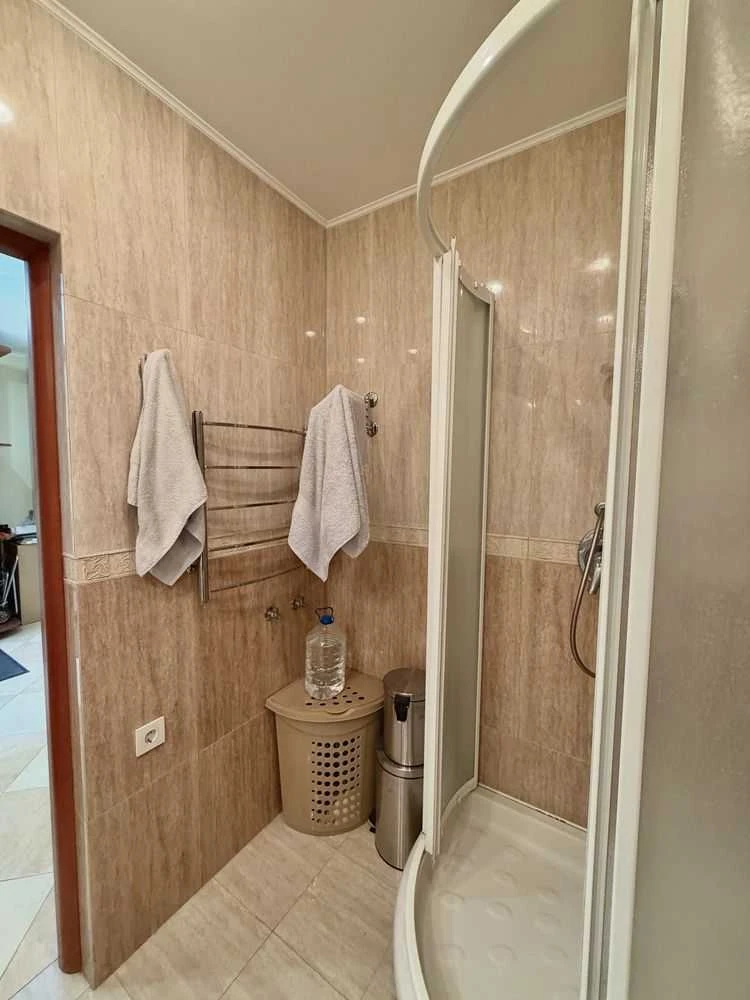 Продаж 1-кімнатного квартири 55,5 м², вулиця Юрія Шумського, 1