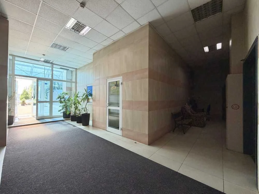 Продаж 1-кімнатного квартири 55,5 м², вулиця Юрія Шумського, 1