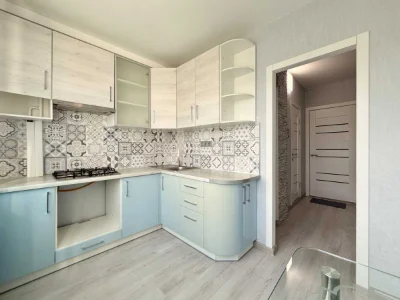 Sale of a 1-bedroom apartment 33 sq m, Northern Street, 12