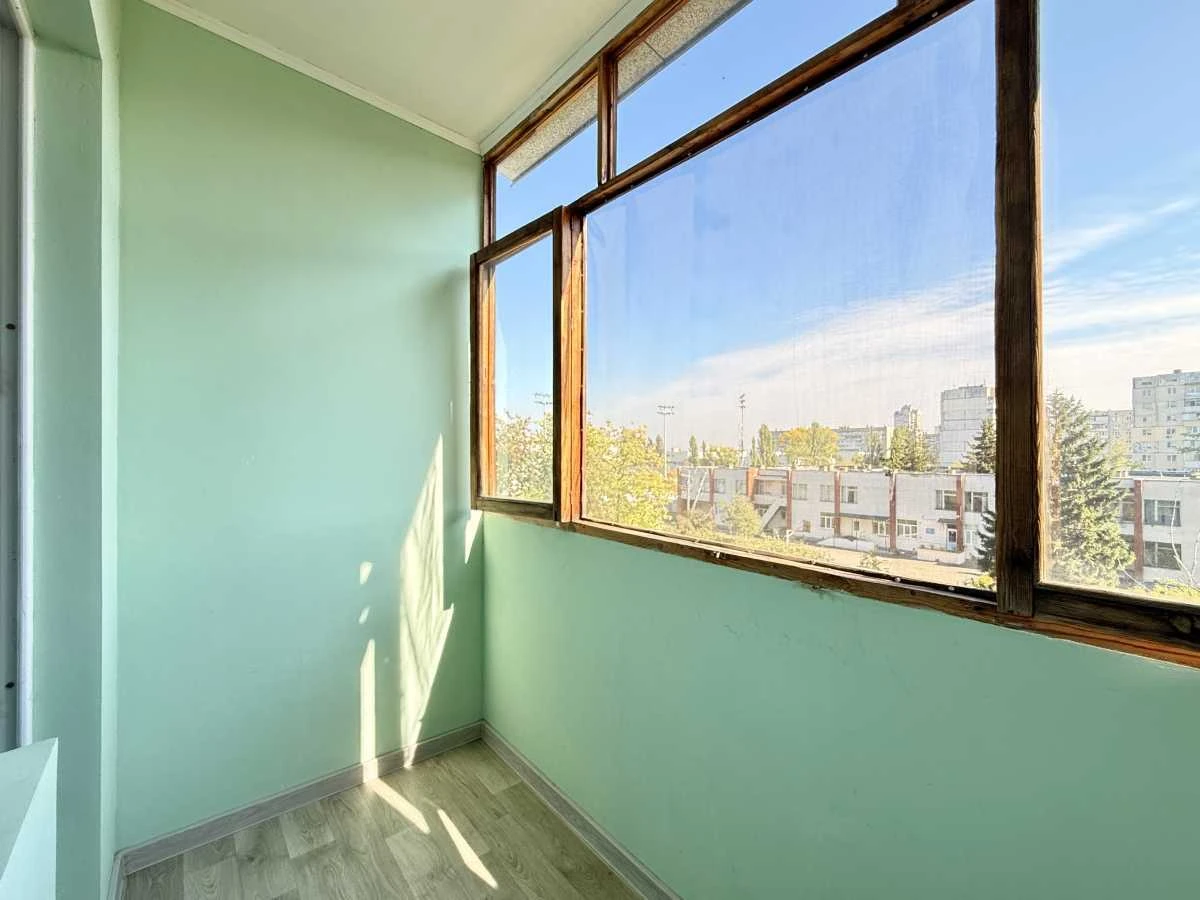 Sale of a 1-bedroom apartment 33 sq m, Northern Street, 12