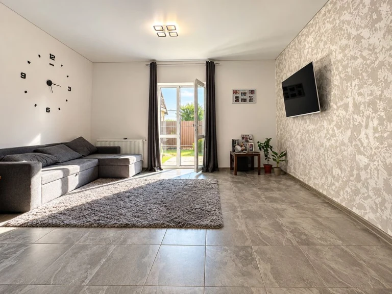Продажа таунхауса в Агроном1чному | 89 м² | Собственный участок