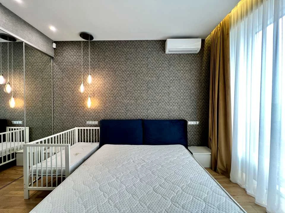 Apartment. Metropolitan Vasily Lipkivsky Street, Kyiv