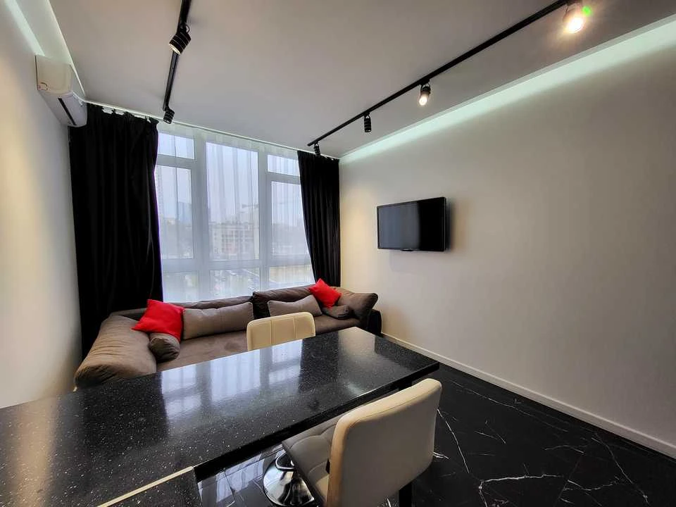 Apartment. John Mackena Street, Kyiv
