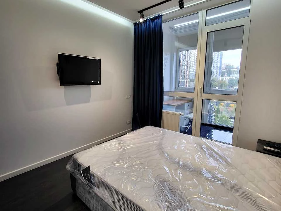 Apartment. John Mackena Street, Kyiv