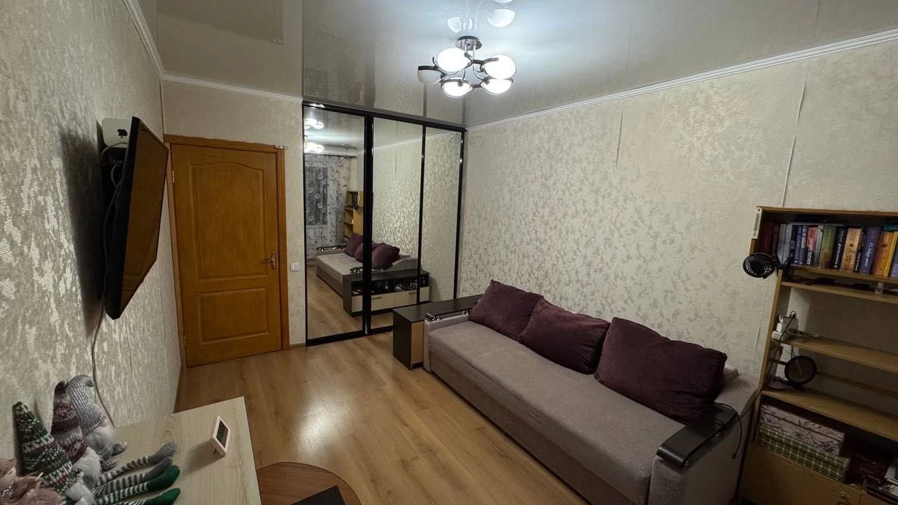 2-room apartment on Britanska Street 40, 2/5 floors