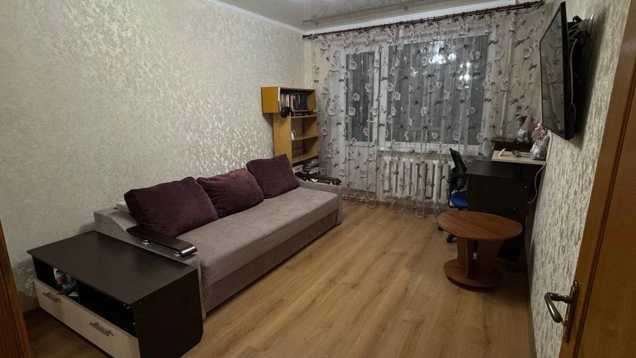 2-room apartment on Britanska Street 40, 2/5 floors