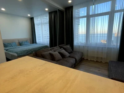 Sale of a 1-bedroom apartment 38 m² on the 13th floor.