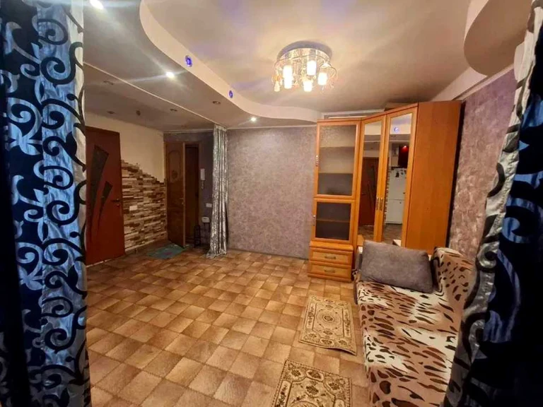 Квартира. Київ, Героїв полку "Азов" вул.