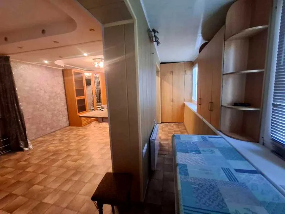 Квартира. Київ, Героїв полку "Азов" вул.
