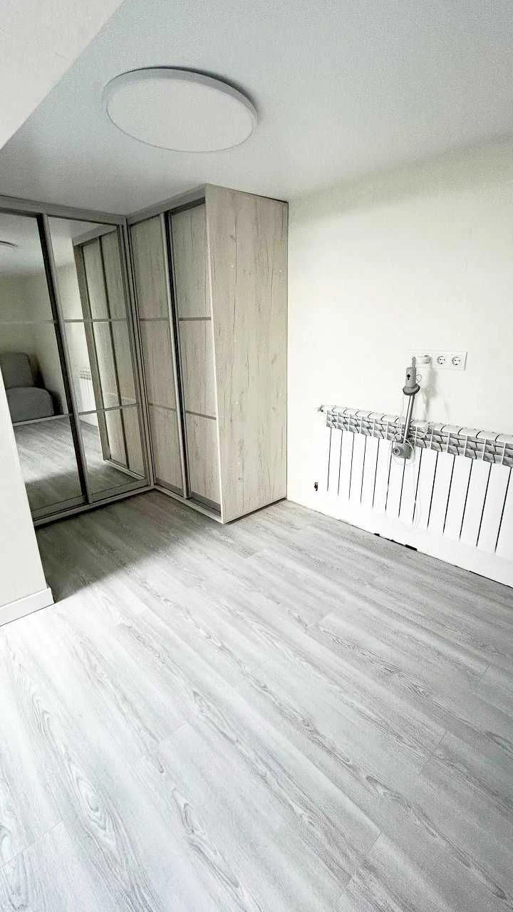 For Sale 2-Level Apartment in Wood Park Residence