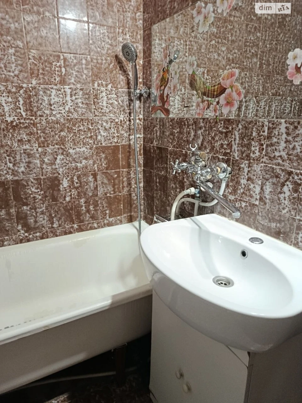 Long-Term Rental - Spacious Apartment